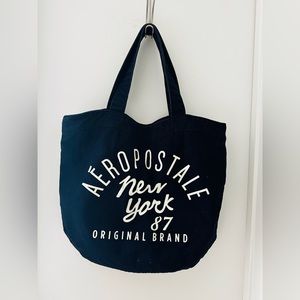 Aeropostale tote bag